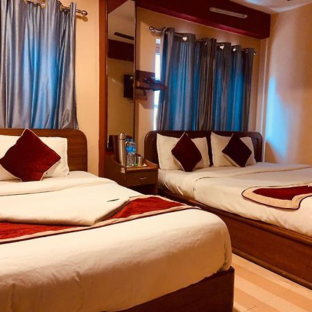 Shiva Shankar Hotel Pashupatinath Exterior photo